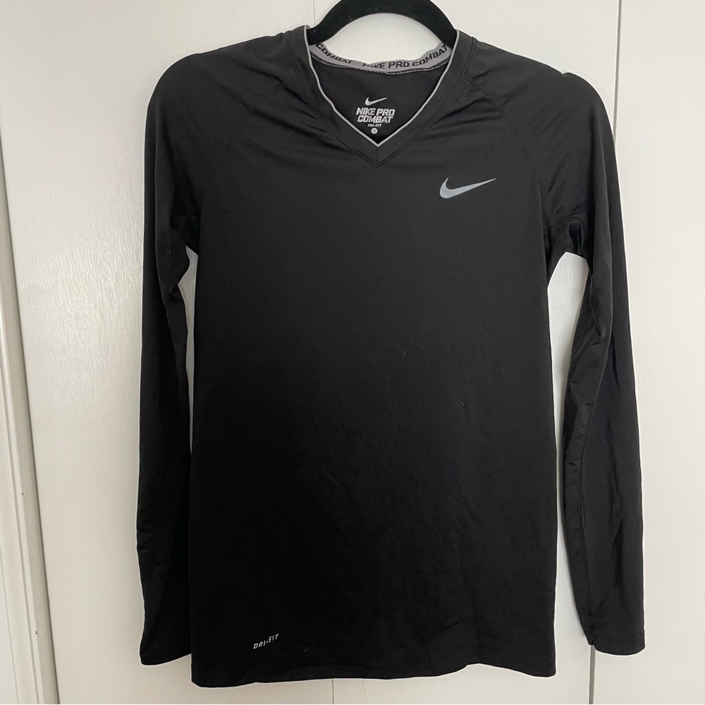 Nike dri fit base layer long sleeve